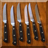 K09. Wusthof steak knives. 